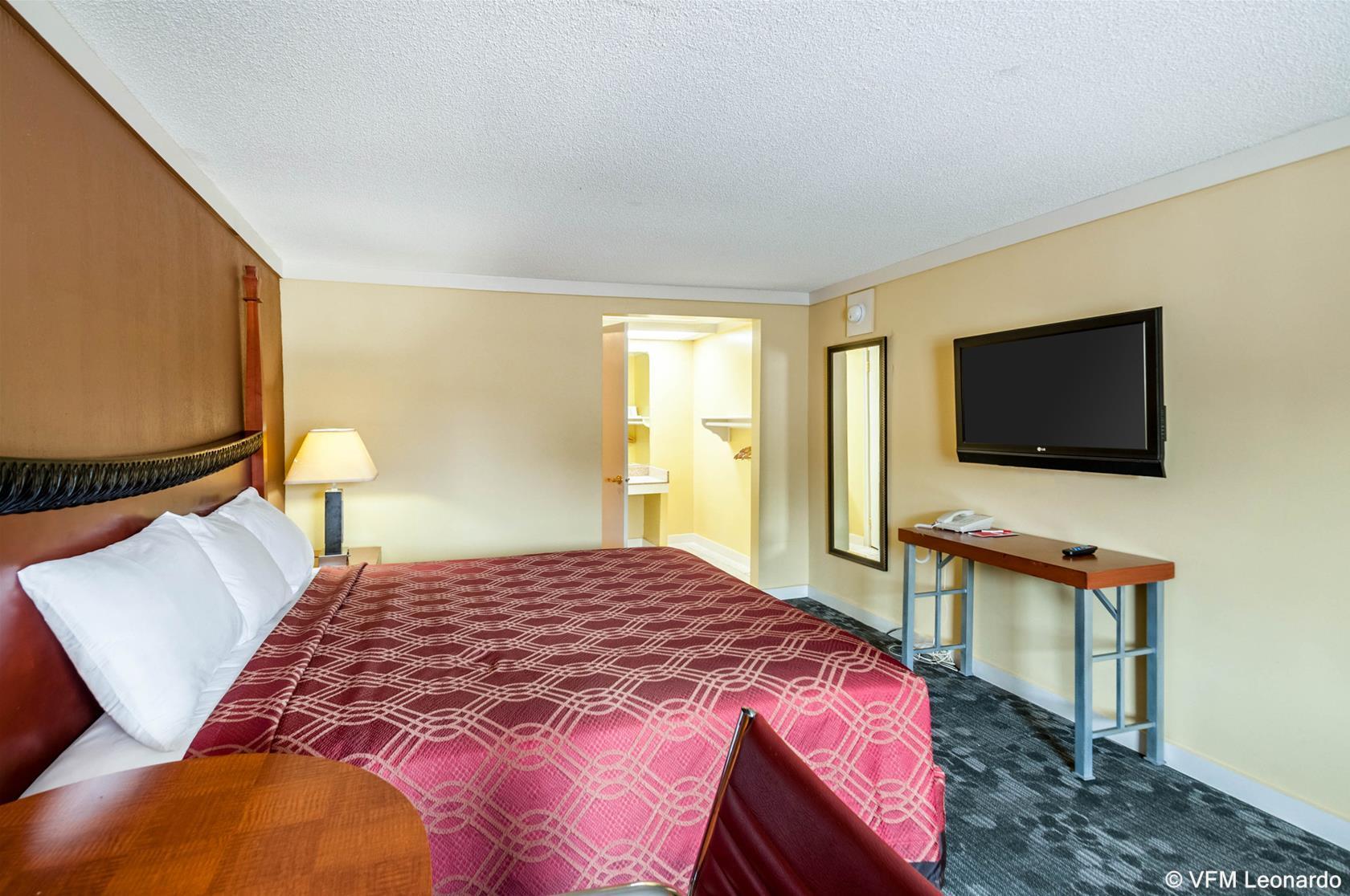 Econo Lodge Frederick I-70 Exterior photo